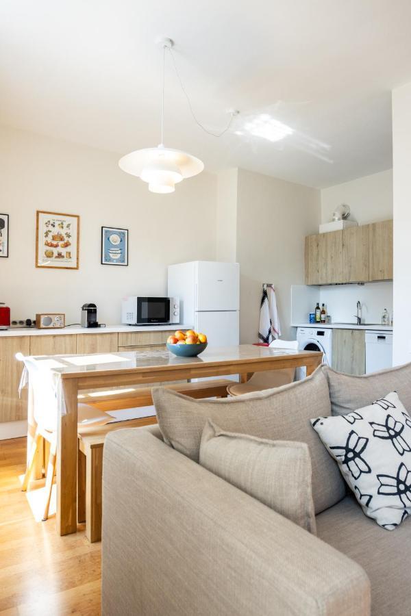 Bel Appartement, Bien Equipe Et Confortable Dans Le Centre Historique Fougères Eksteriør bilde