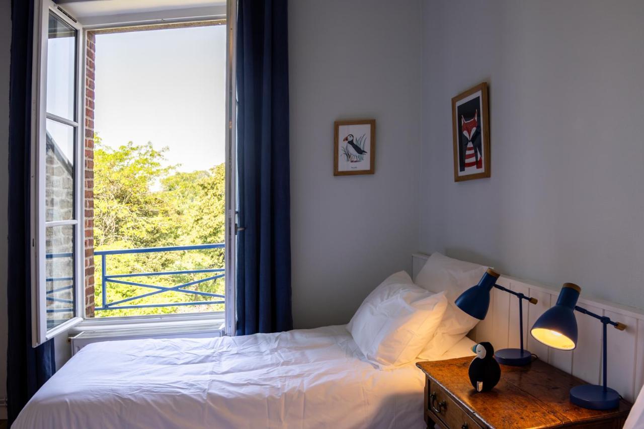 Bel Appartement, Bien Equipe Et Confortable Dans Le Centre Historique Fougères Eksteriør bilde