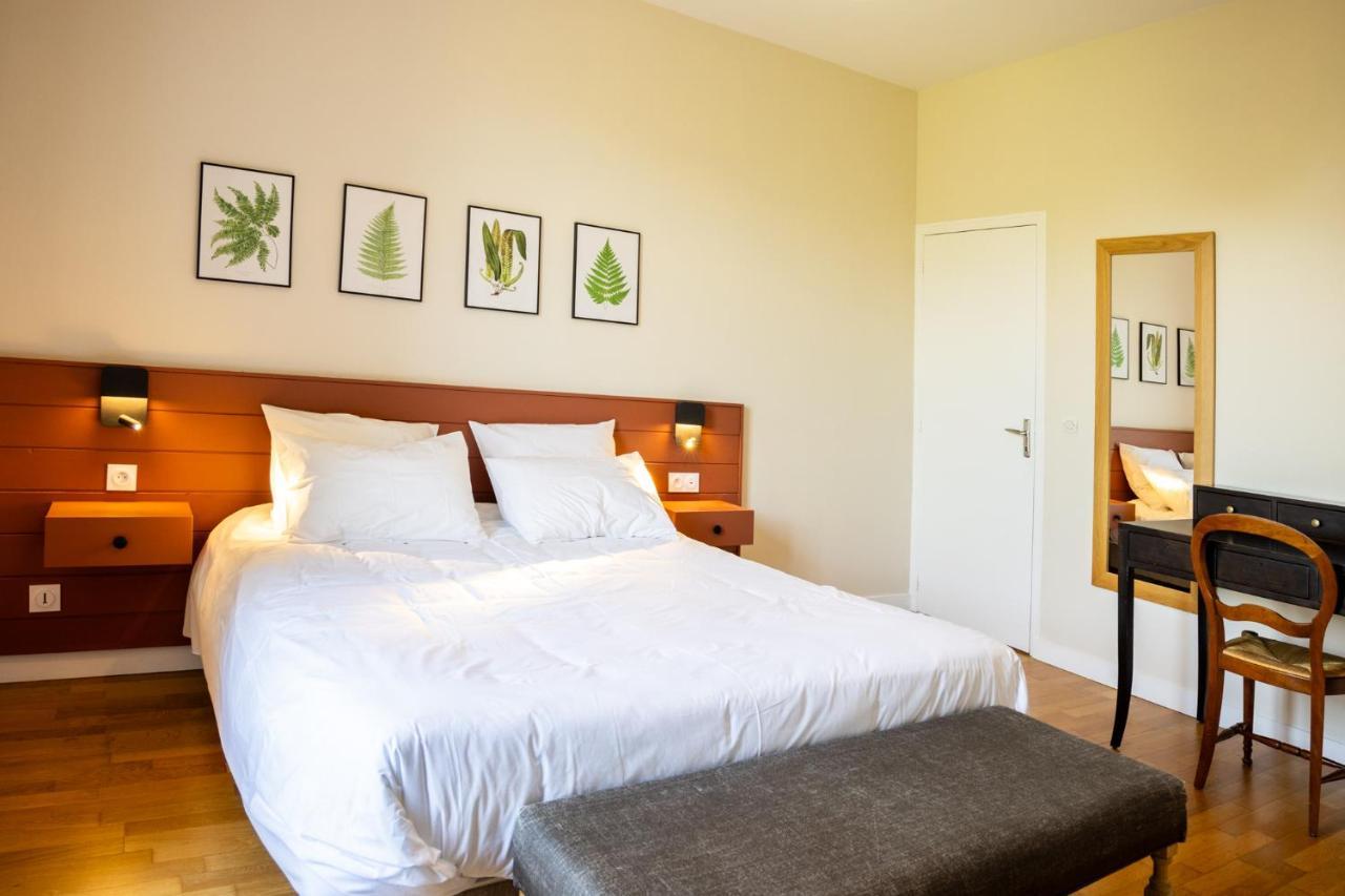 Bel Appartement, Bien Equipe Et Confortable Dans Le Centre Historique Fougères Eksteriør bilde